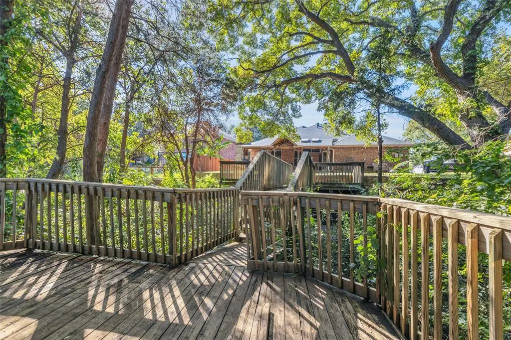 Rowlett, TX 75088,3302 Harbor Pointe Drive