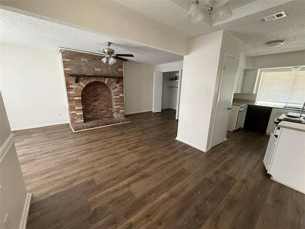 Garland, TX 75040,1453 Shorecrest Drive