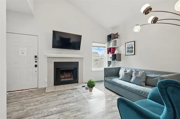 Dallas, TX 75206,5963 Ross Avenue #202