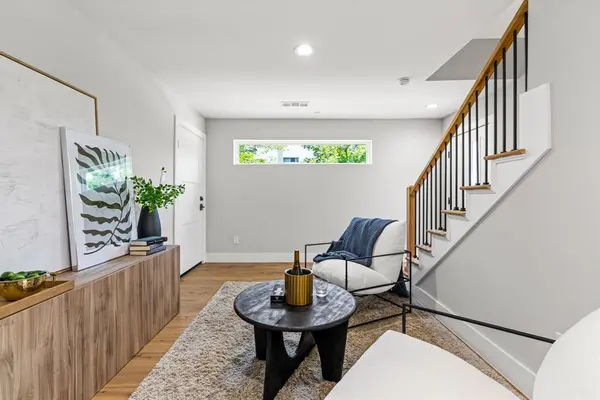 Dallas, TX 75204,4709 Virginia Avenue #3