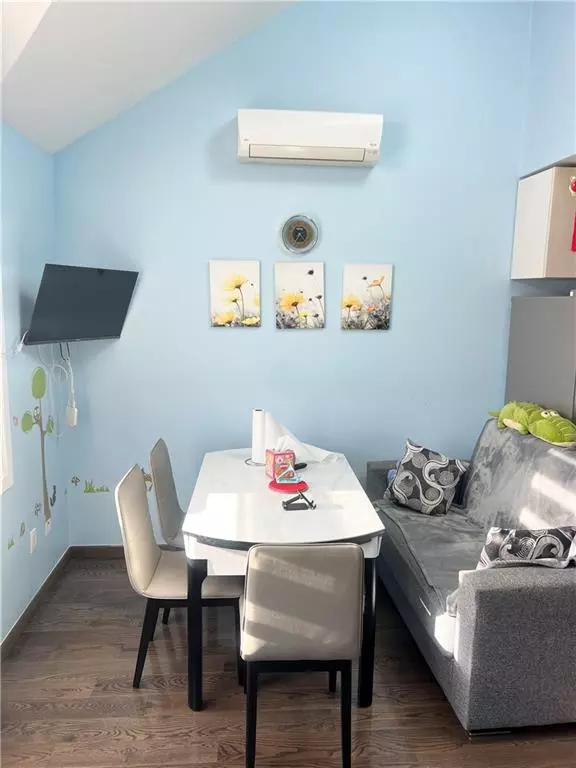 Staten Island, NY 10305,53 Piave AVE