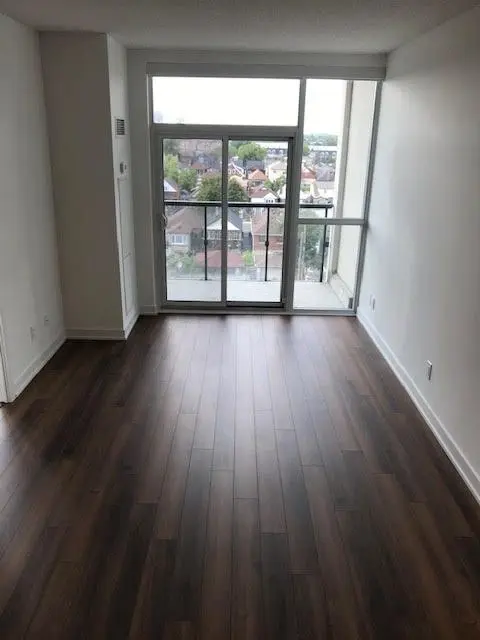 Toronto C03, ON M6E 0A1,1603 Eglinton AVE #617