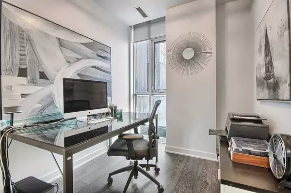 Toronto C08, ON M5A 2Y8,120 Parliament ST #502