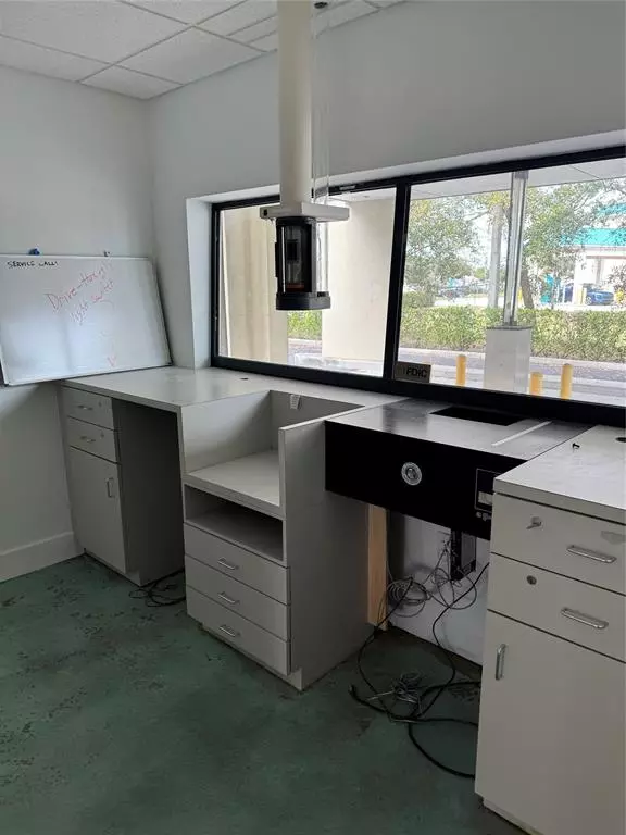 Stuart, FL 34997,3250 SE Federal Hwy