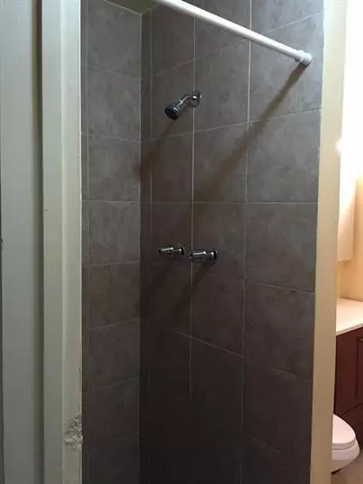 Fort Lauderdale, FL 33334,1437 NE 56th St #3