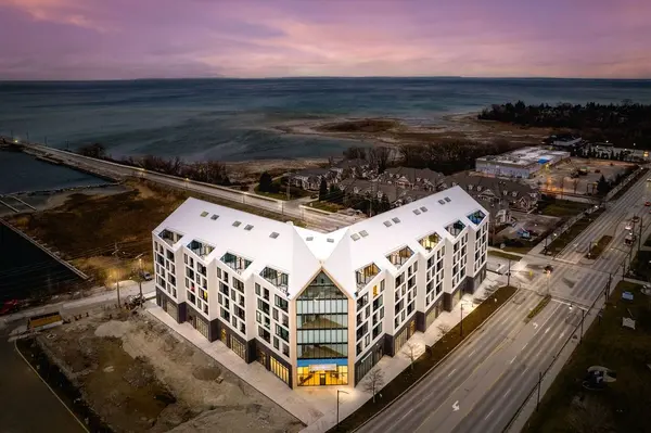 31 Huron ST #523, Collingwood, ON L0G 1V0