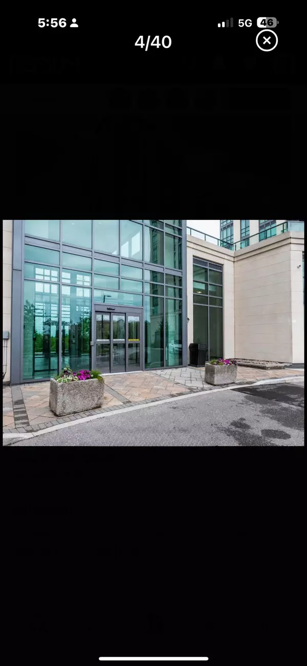 Brampton, ON L6P 4M5,65 Yorkdale BLVD #308