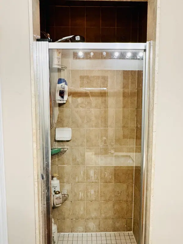 Brampton, ON L6S 6J6,74 Pennyroyal CRES #Main