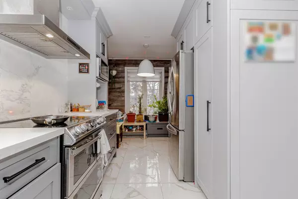 Brampton, ON L6V 3N3,32 Elderwood PL