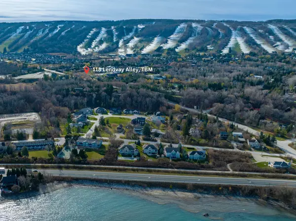 Blue Mountains, ON L9Y 0S3,118 Lendvay ALY