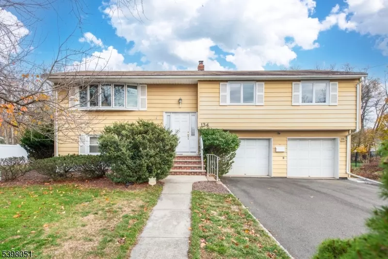 134 Andover Dr, Wayne Twp., NJ 07470