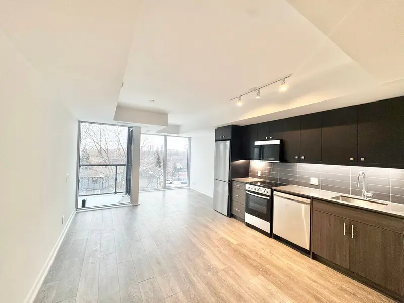 2 Manderley DR #405, Toronto E06, ON M1N 0C7