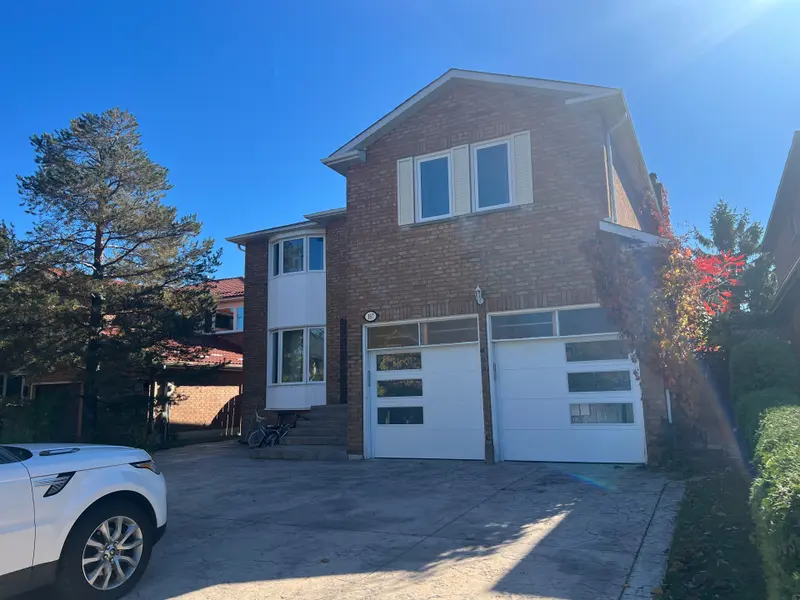 167 Lyndhurst DR #Bsmt, Markham, ON L3T 6T8