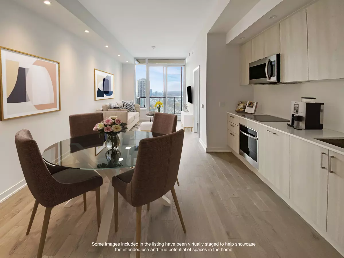 Toronto W01, ON M6S 0B1,1928 Lakeshore BLVD W #3210