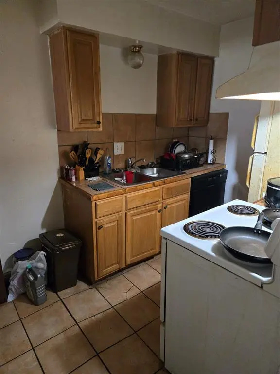 Fort Worth, TX 76116,5055 Ridglea Lane #1103