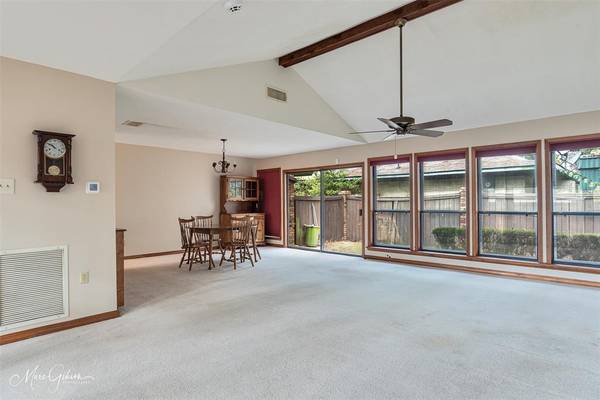 222 Country Lane,  Haughton,  LA 71037