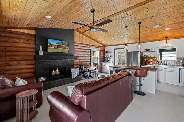 Granbury, TX 76049,4522 Robin Court