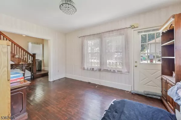 Clifton City, NJ 07013,981 Valley Road