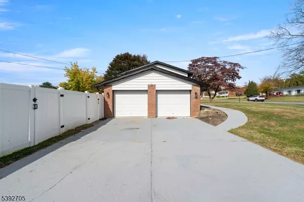 Pohatcong Twp., NJ 08865,418 Liggett Blvd