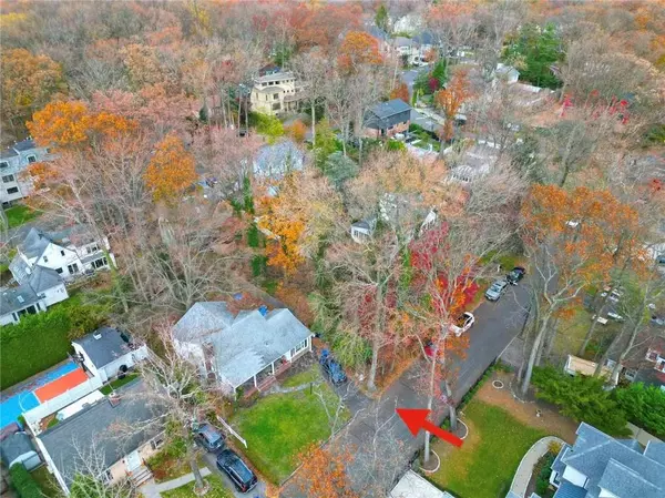 State Island, NY 10306,265 Edinboro RD