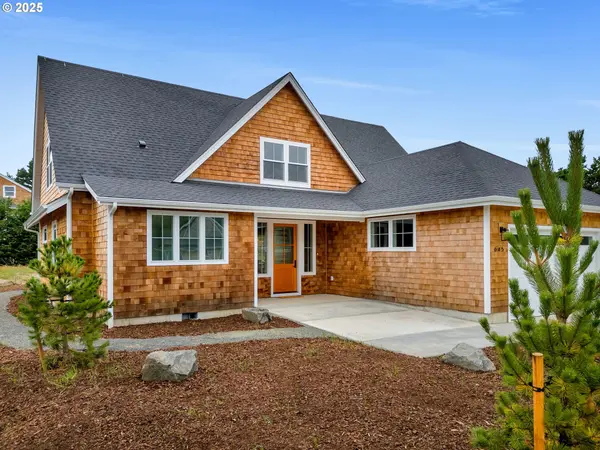 Gearhart, OR 97138,645 MEADOW LN