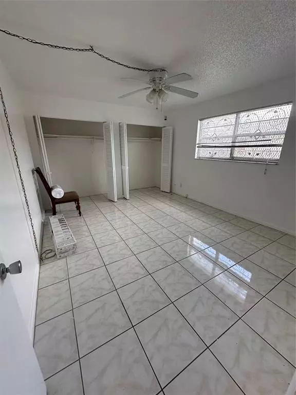 Dania Beach, FL 33004,348 S Federal Hwy #2