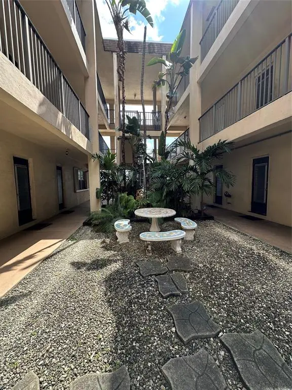 348 S Federal Hwy #6, Dania Beach, FL 33004