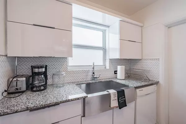 Miami, FL 33127,1016 42 Street