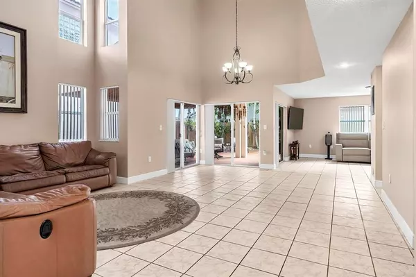 Miami, FL 33196,14163 SW 150th Ave