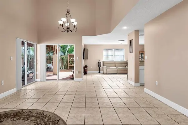 Miami, FL 33196,14163 SW 150th Ave