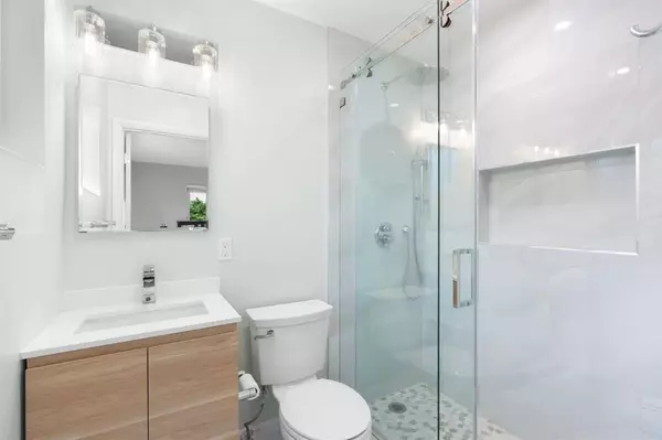 Wilton Manors, FL 33305,716 NE 20th Dr