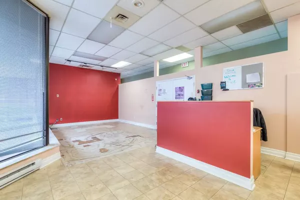 Toronto W05, ON M9L 1W9,4250 Weston RD