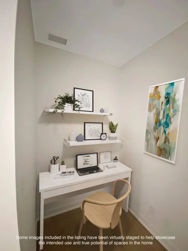 Toronto W01, ON M6S 0B1,1928 Lakeshore BLVD W #3210