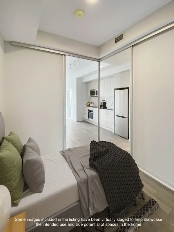 Toronto W01, ON M6S 0B1,1928 Lakeshore BLVD W #3210