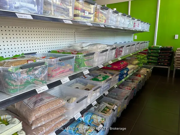 Cambridge, ON N3C 4N6,900 Jamieson Pkwy #16