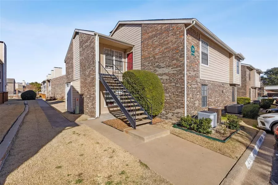 4748 Old Bent Tree Lane #1901, Dallas, TX 75287