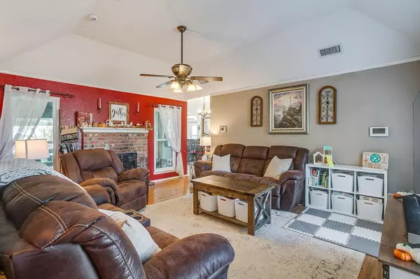 Weatherford, TX 76086,1413 Westwood Drive