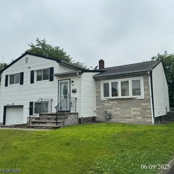 35 Eastern Pkwy, Hillside Twp., NJ 07205