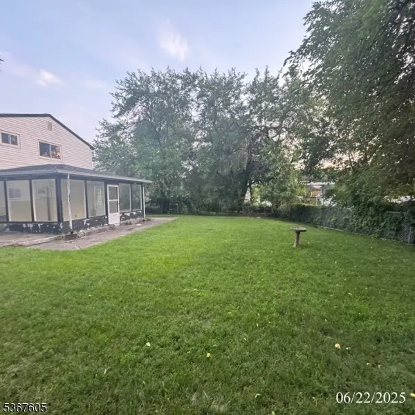 Hillside Twp., NJ 07205,35 Eastern Pkwy