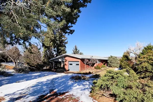 Colorado Springs, CO 80906,202 Stratmoor DR