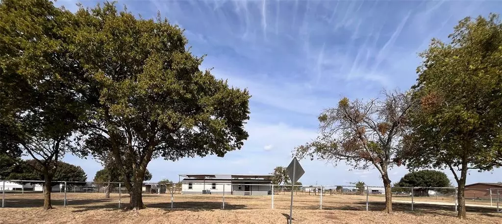 3900 County Road 913, Joshua, TX 76058
