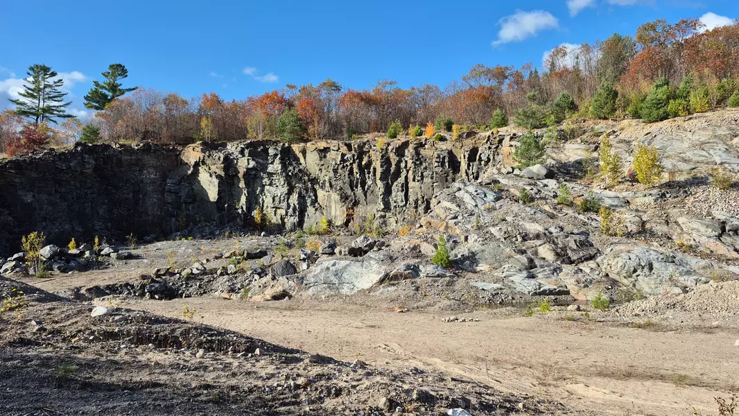 PT LT 147 CON A LOUNT RYE Rye RD, South River, ON P0A 1X0