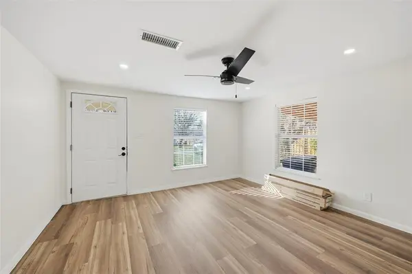 Van Alstyne, TX 75495,640 Clements Avenue