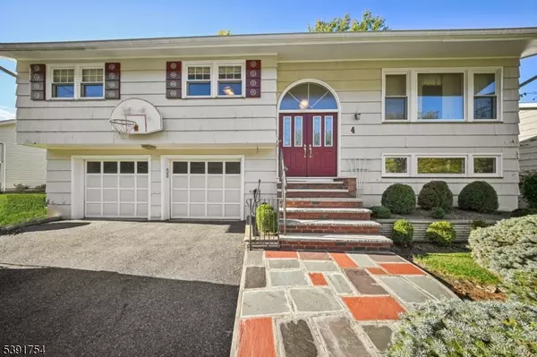 4 Willow Ter,  Verona Twp.,  NJ 07044