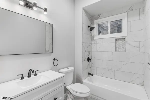 Newark City, NJ 07103,327 S Orange Ave