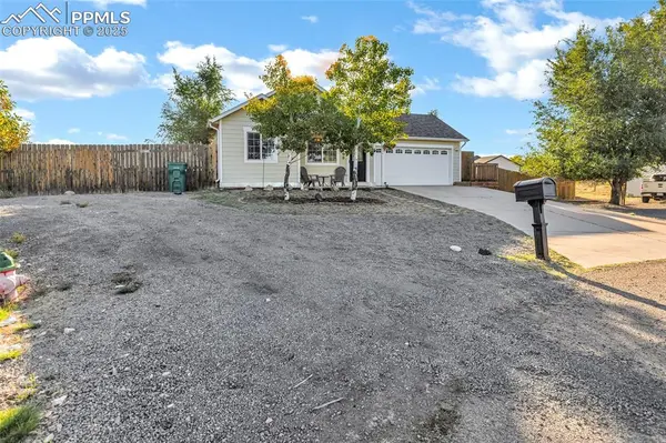 Pueblo, CO 81007,800 S Dogwood CT
