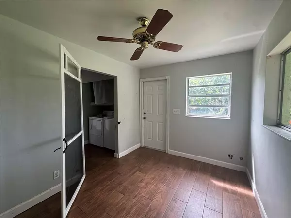 Greenacres, FL 33463,4097 S Haverhill Rd