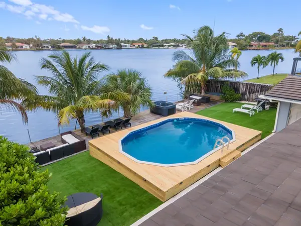 Miami, FL 33180,20730 NE 23rd Ave