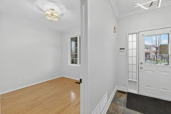 100 Tunbridge RD, Barrie, ON L4M 6T1