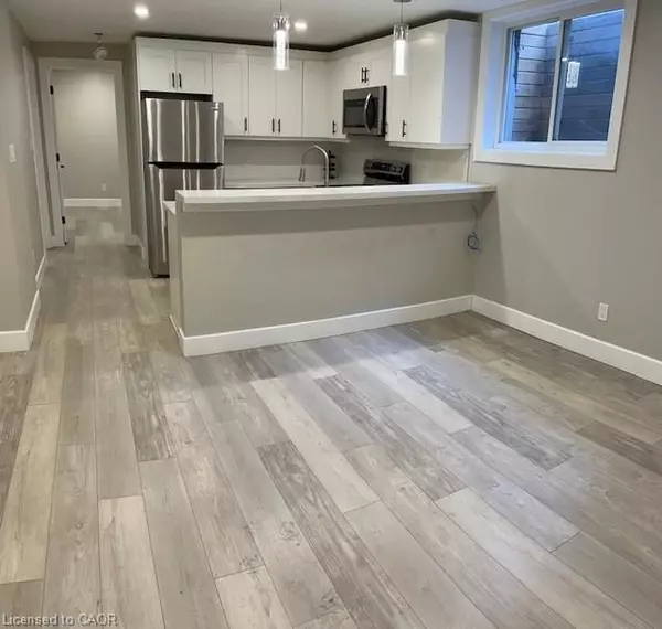 Kitchener, ON N2C 1W5,156 Traynor AVE